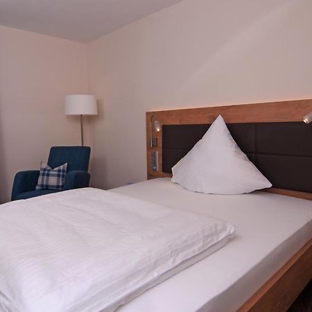 Gasthof Landhotel Hirsch Ostrach Bagian luar foto