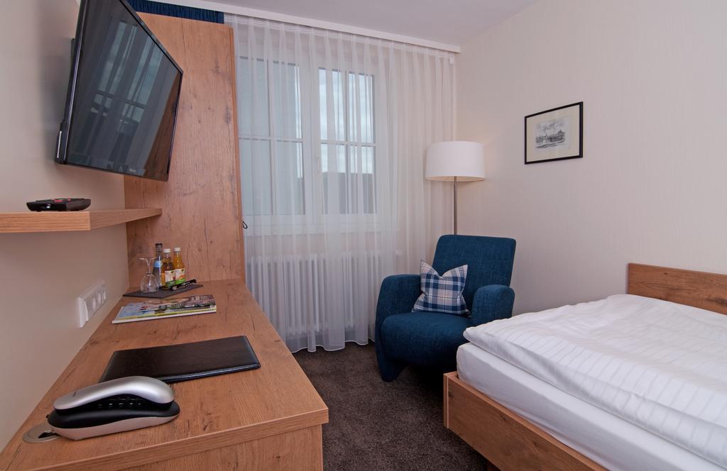 Gasthof Landhotel Hirsch Ostrach Ruang foto
