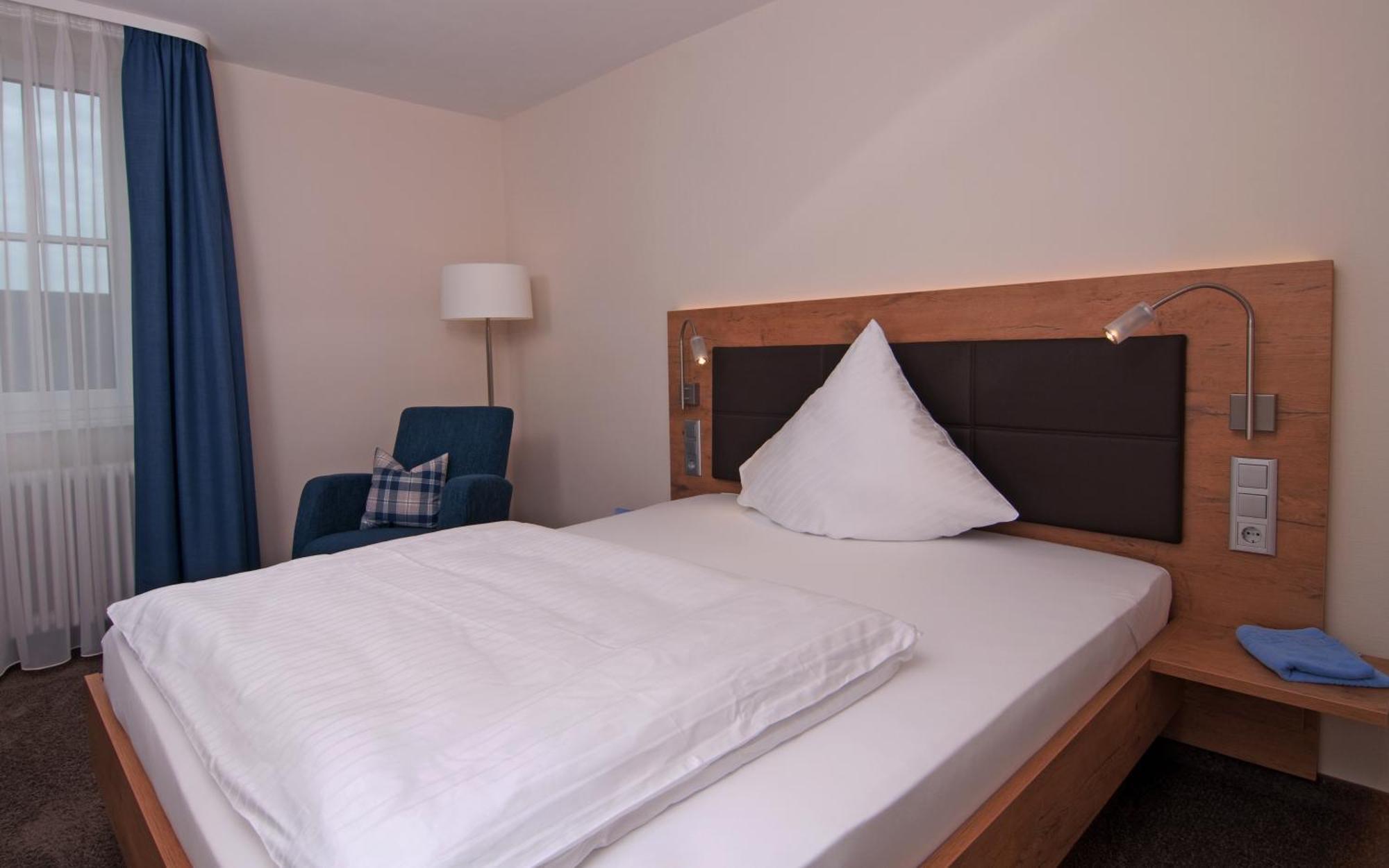 Gasthof Landhotel Hirsch Ostrach Bagian luar foto