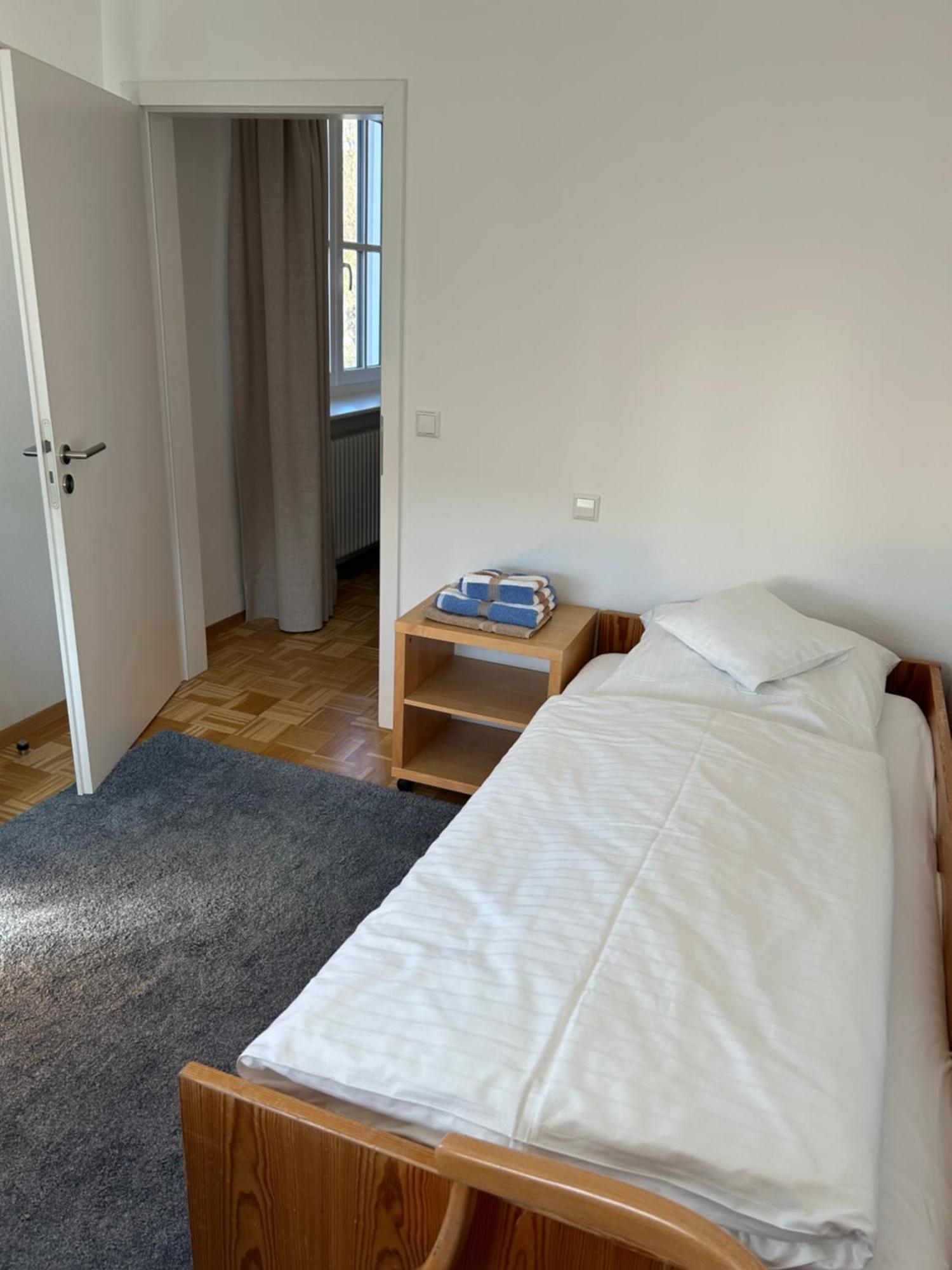 Gasthof Landhotel Hirsch Ostrach Bagian luar foto