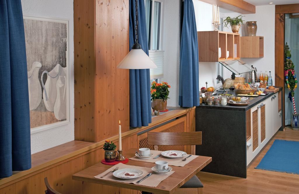 Gasthof Landhotel Hirsch Ostrach Bagian luar foto